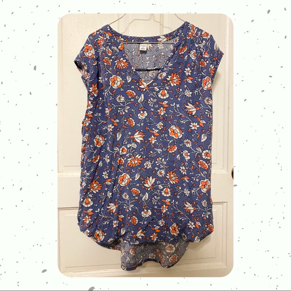 Old Navy Floral Top - Size Medium
